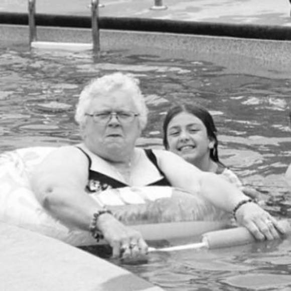 Meet your Posher, Grace - Picture 1 of 1